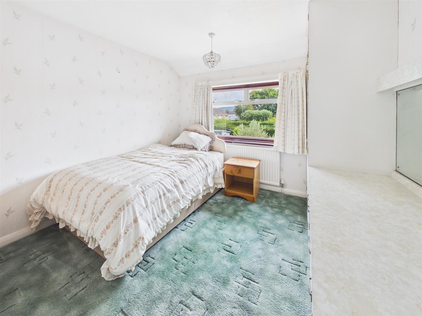 Kingscote Road West, Cheltenham, photo 10