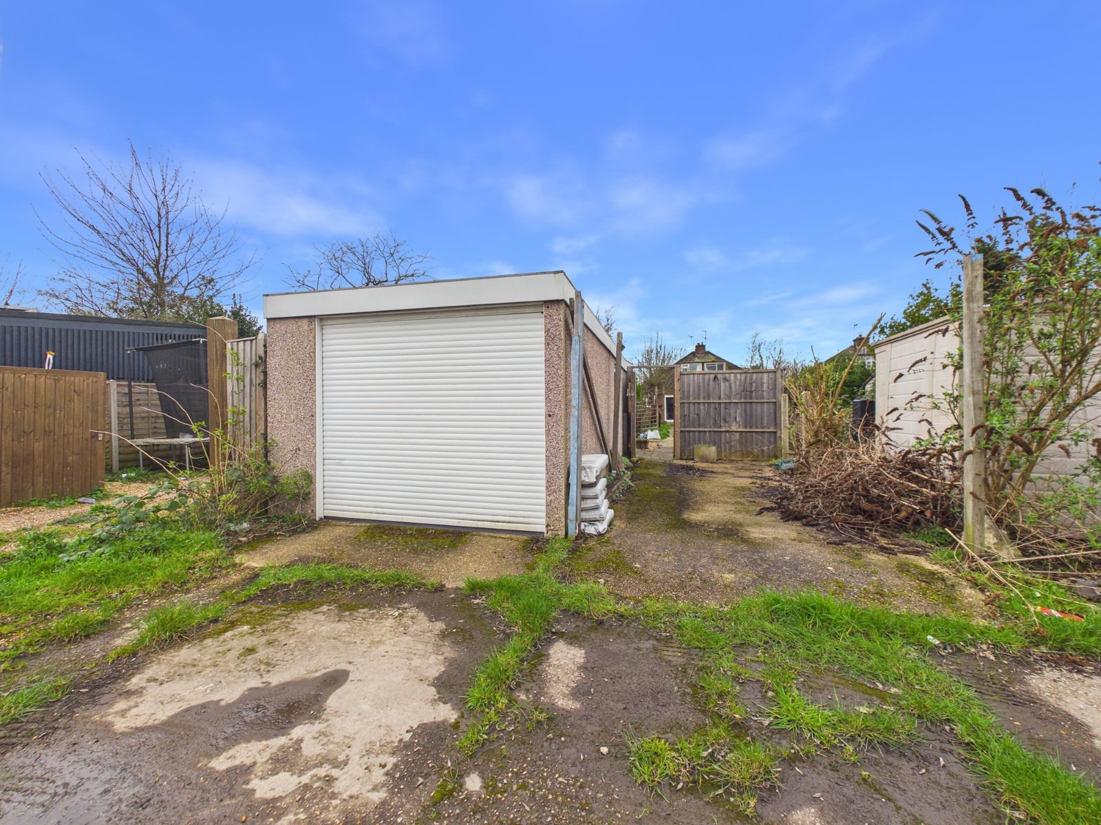 Love Lane, Iver, Buckinghamshire, SL0, photo 9