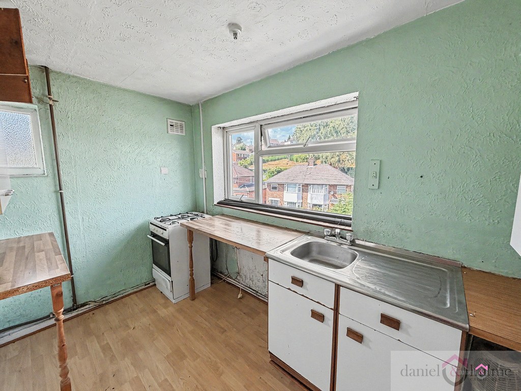 Westwood Heath Road, Leek, Staffordshire, ST13 8LL, photo 15