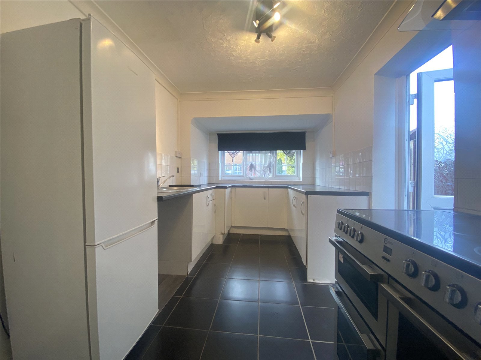 Selkirk Drive, Sutton Hill, TF7, photo 3