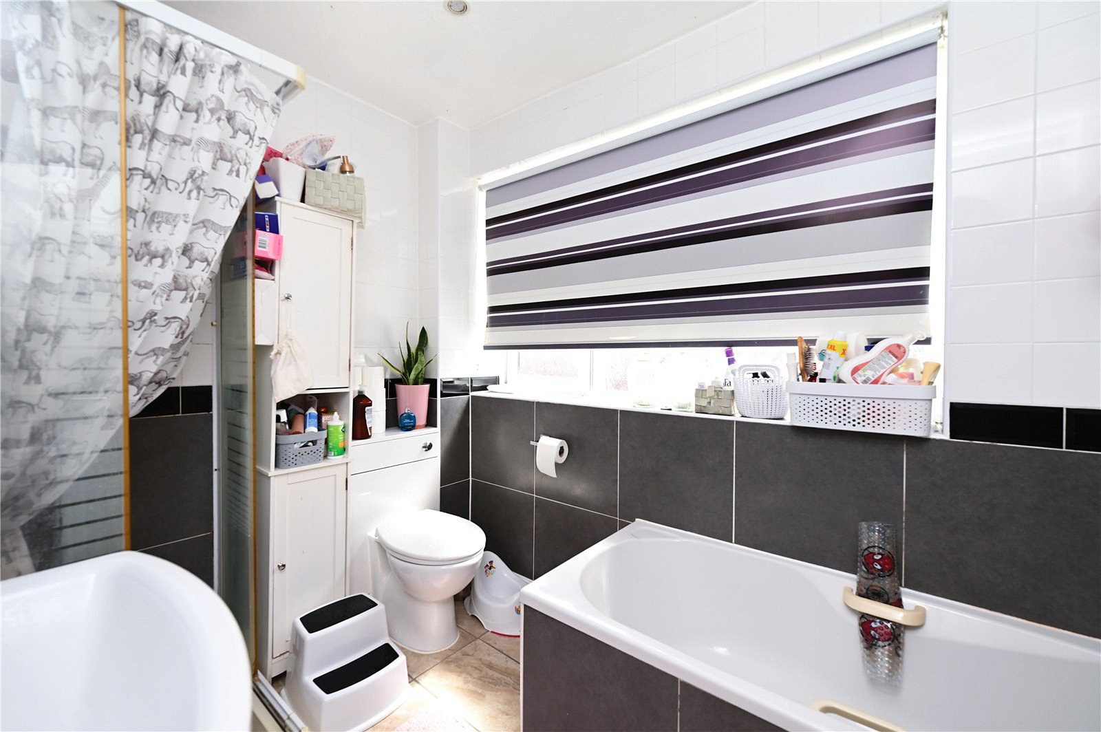 Fairview Road, Ash, Guildford, Surrey, GU12, photo 7