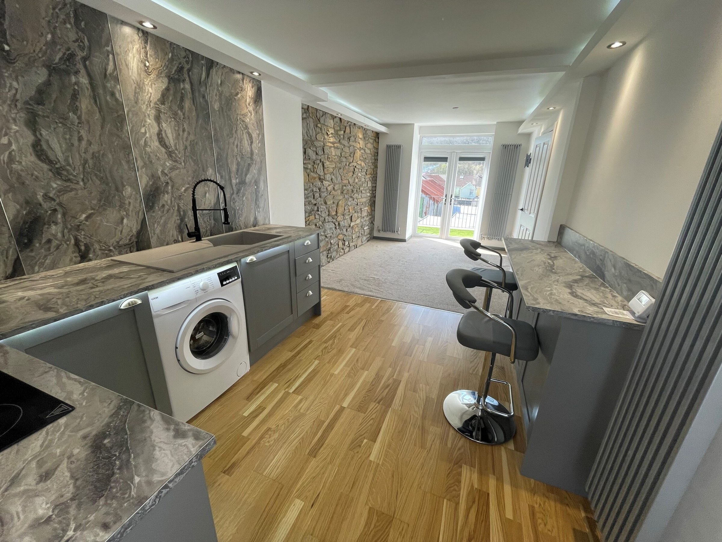 Rhigos Apartment