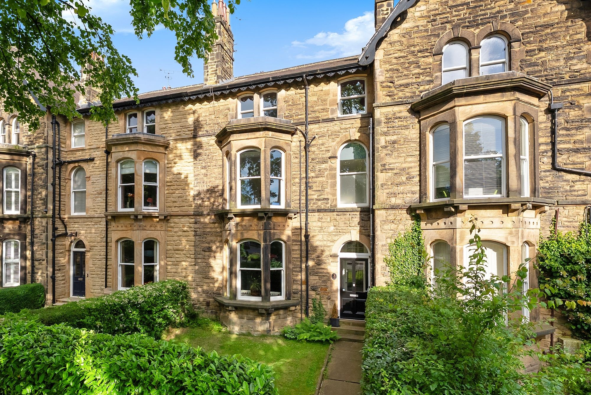 6 bed home for sale in Victoria Avenue, Harrogate
