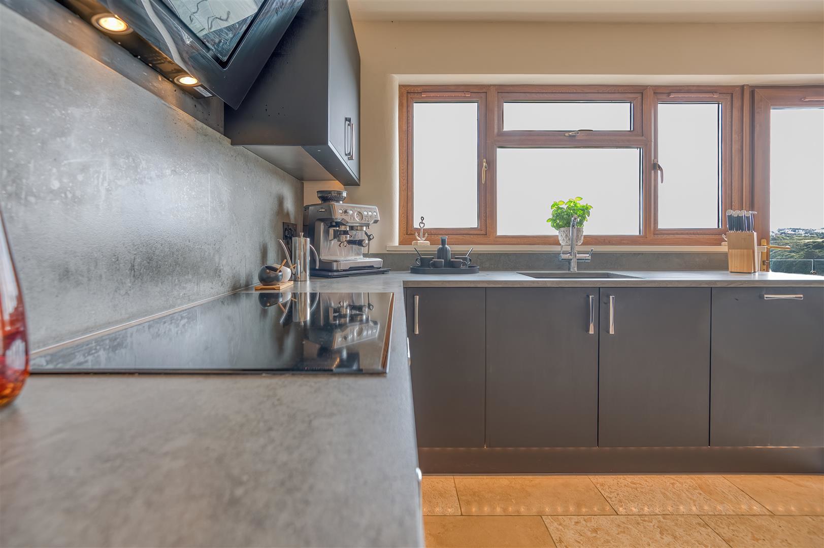 Ocean Way, Pennar, Pembrokeshire, photo 13