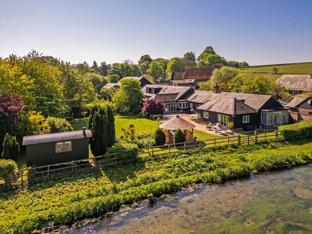 Willow Barn
