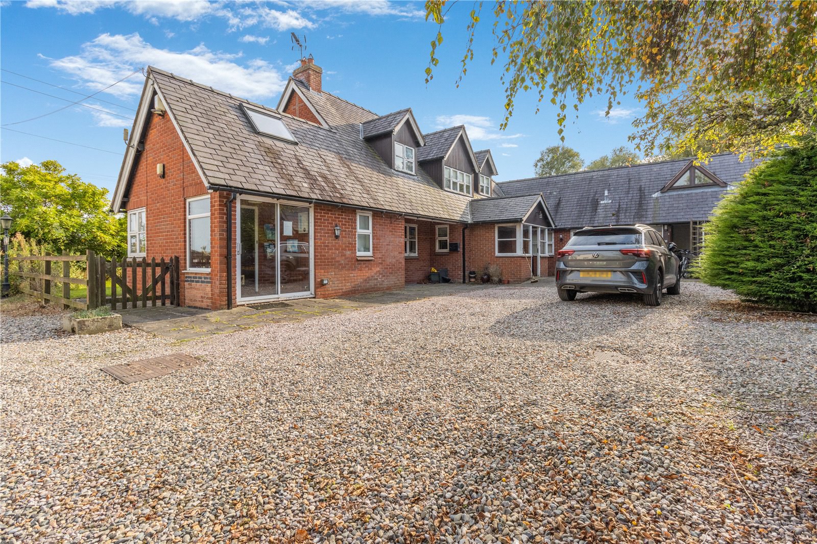 Parkside, Nr Rossett, Wrexham, LL12, photo 6
