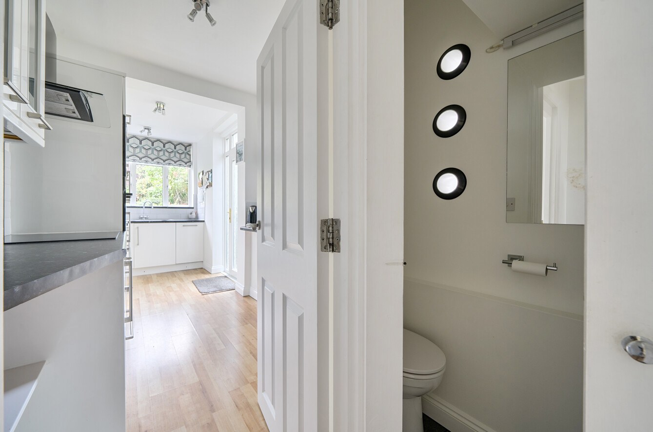 East Walk, East Barnet, EN4, photo 18