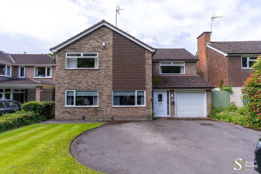 detached house to rent in Mereheath Lane
