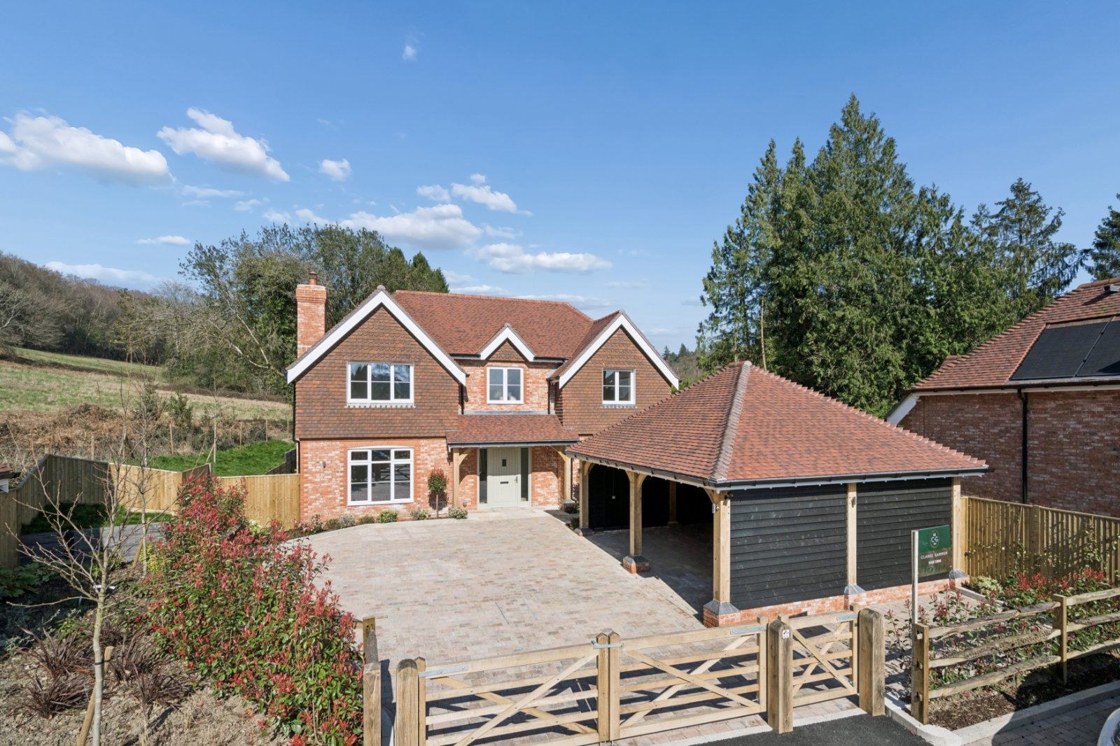 Haslemere Surrey GU27 1LS Critchmere Hill