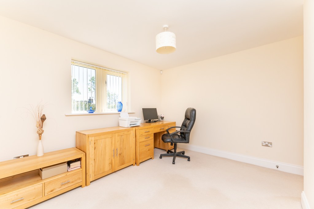 Drake Hill Lane, Bingley, West Yorkshire, BD16, photo 25