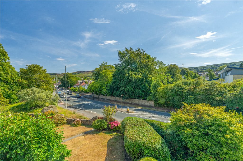 Old Bridge Rise, Ilkley, West Yorkshire, LS29, photo 11
