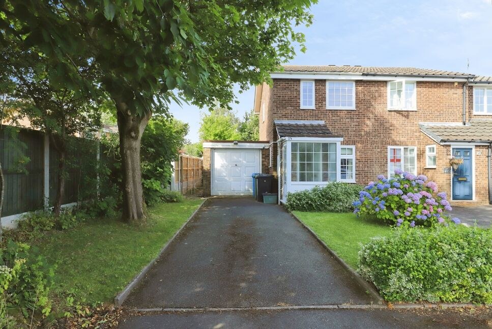 Egelwin Close