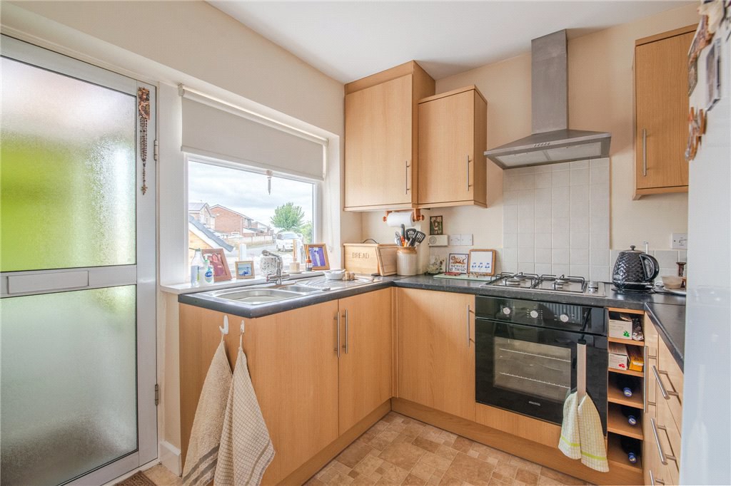 Geraldton Avenue, Bradford, West Yorkshire, BD2, photo 3