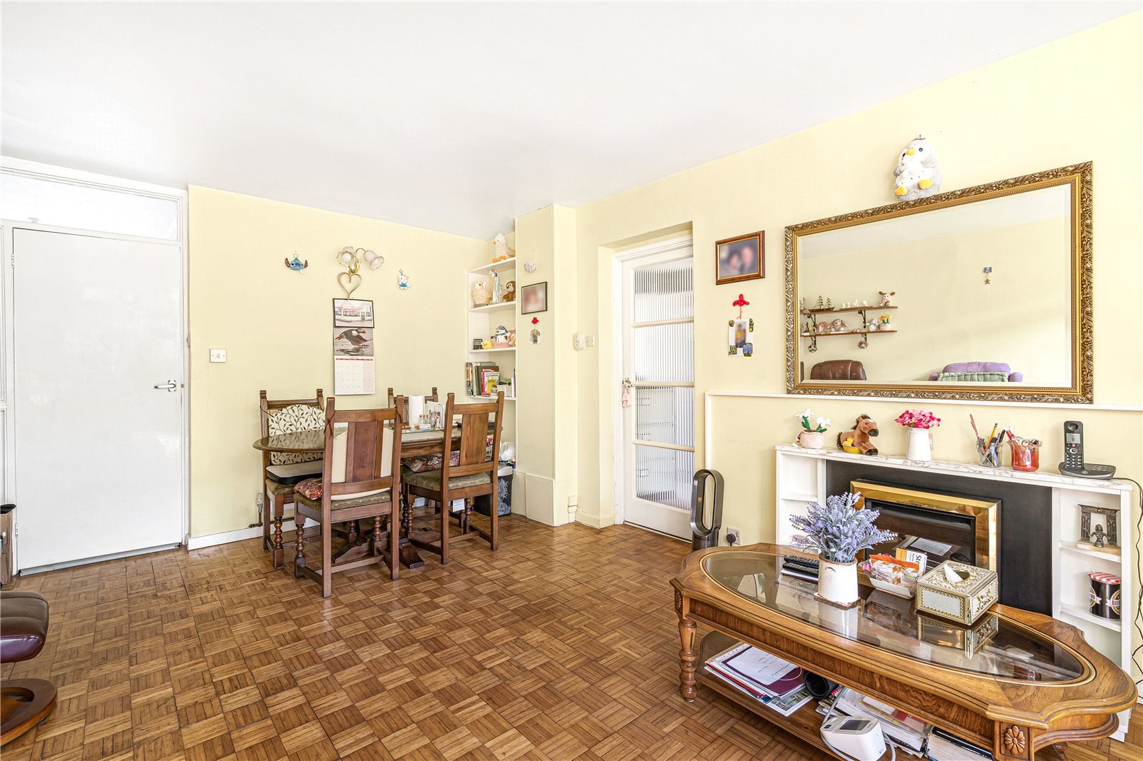 Hill View Court, Woking, Surrey, GU22, photo 5
