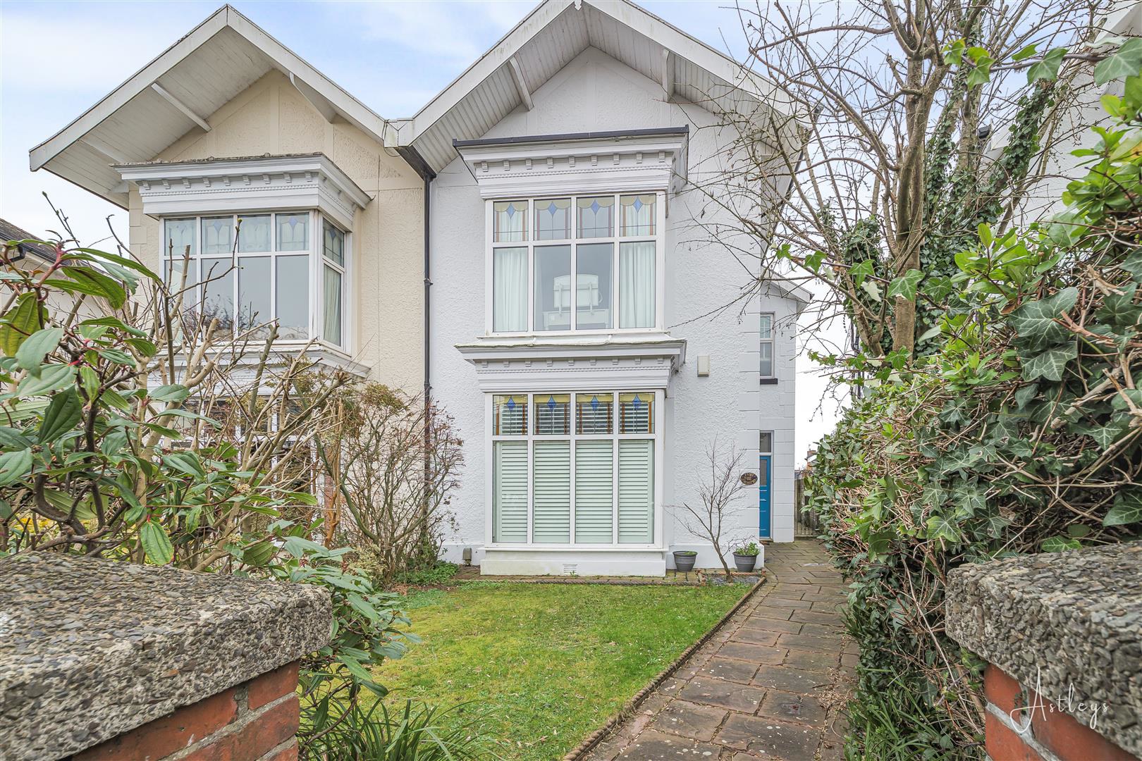 Eaton Crescent, Uplands, Swansea, photo 9