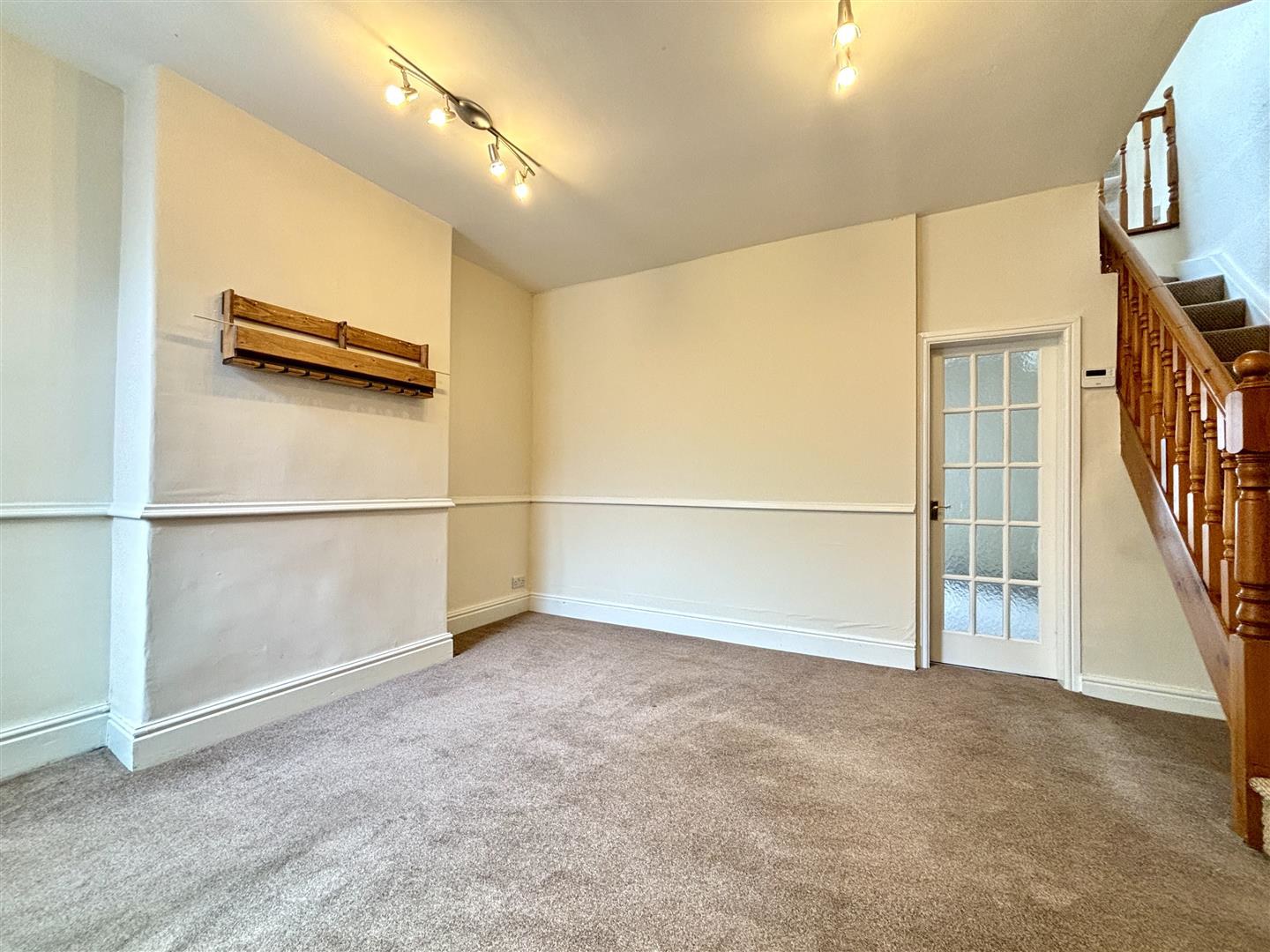 Chesterfield Road, Woodseats, Sheffield, photo 6