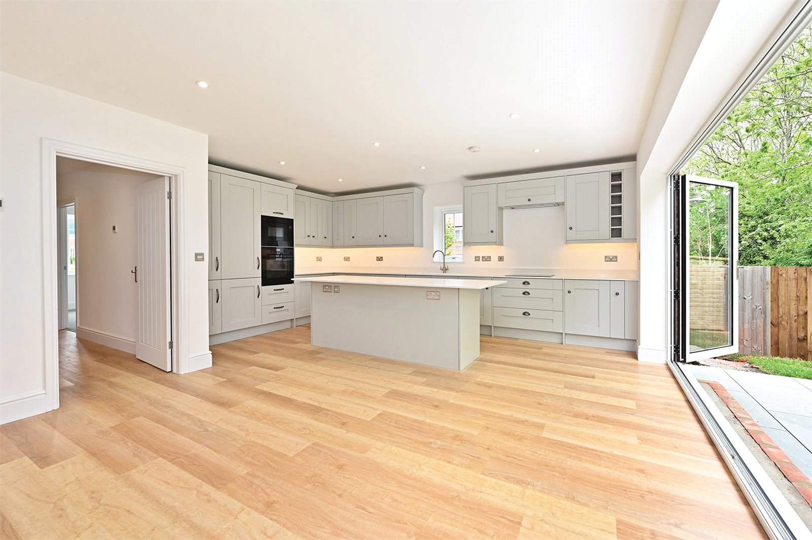 Spindle Close, Church Crookham, Fleet, Hampshire, GU52, photo 2