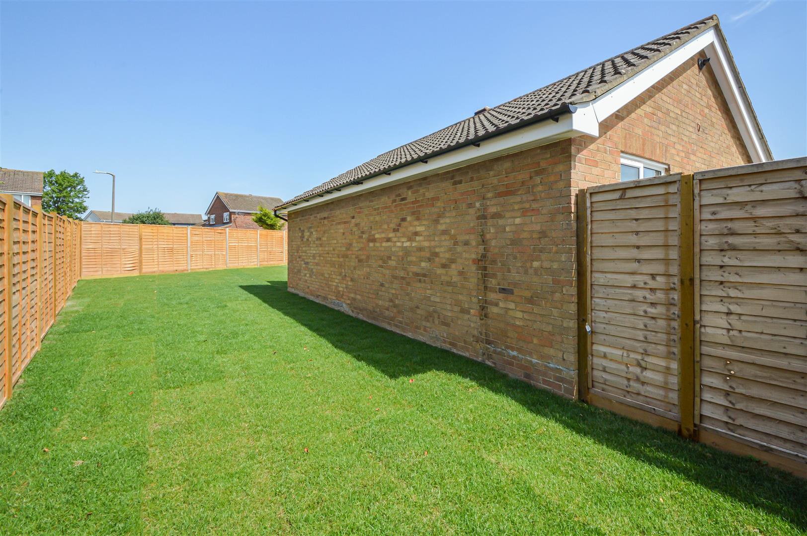 Lundy Close, Haverhill, photo 15