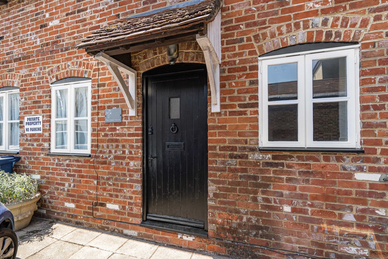 West Street, Farnham, Surrey, GU9