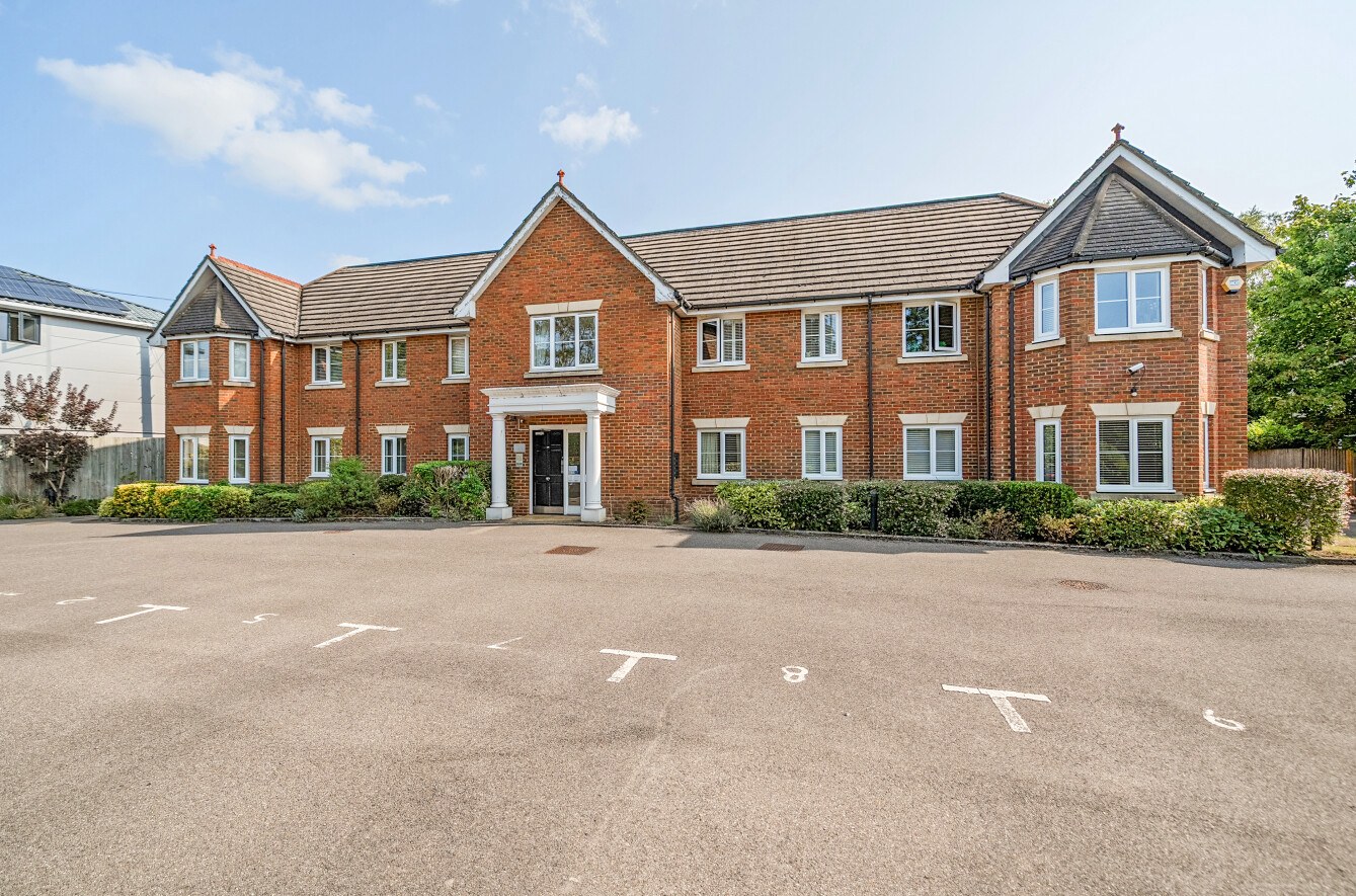 Searlewood Court