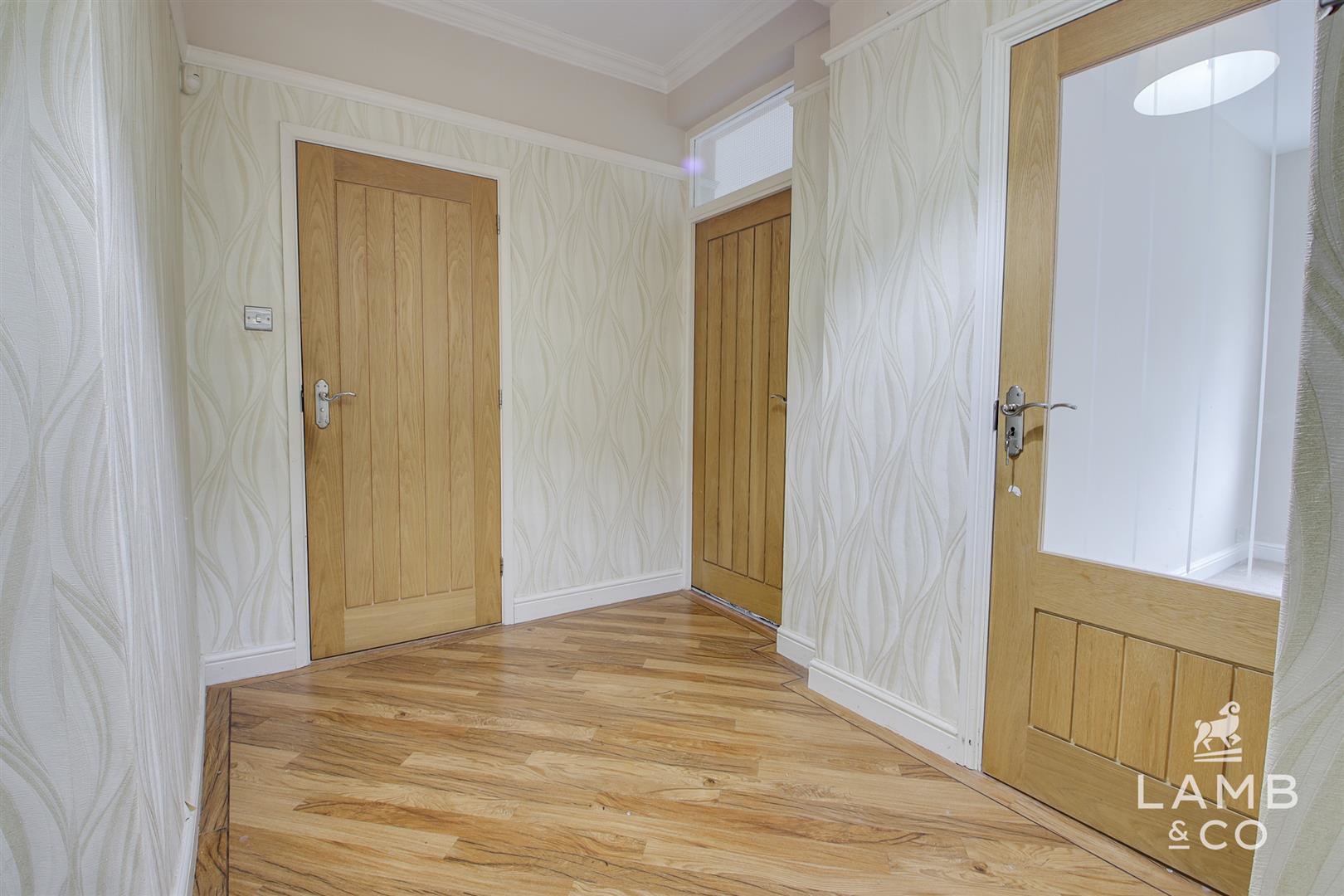 Albany Gardens West, Clacton-On-Sea, photo 18