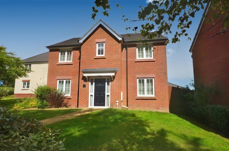 Lark Close