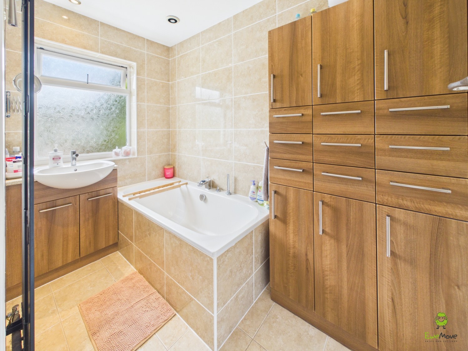 Lansdowne Avenue, Bexleyheath, Kent, DA7, photo 18