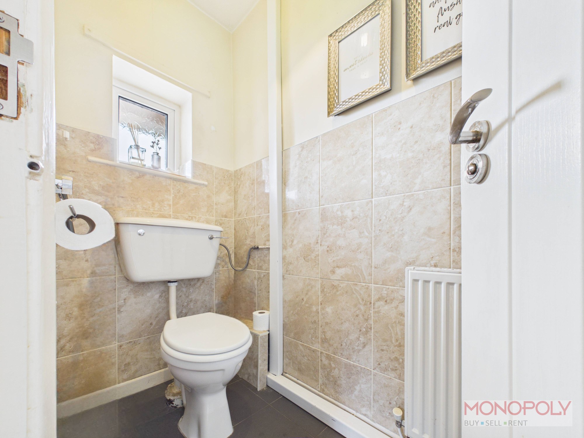 Yorke Avenue, Marchwiel, LL13, photo 9