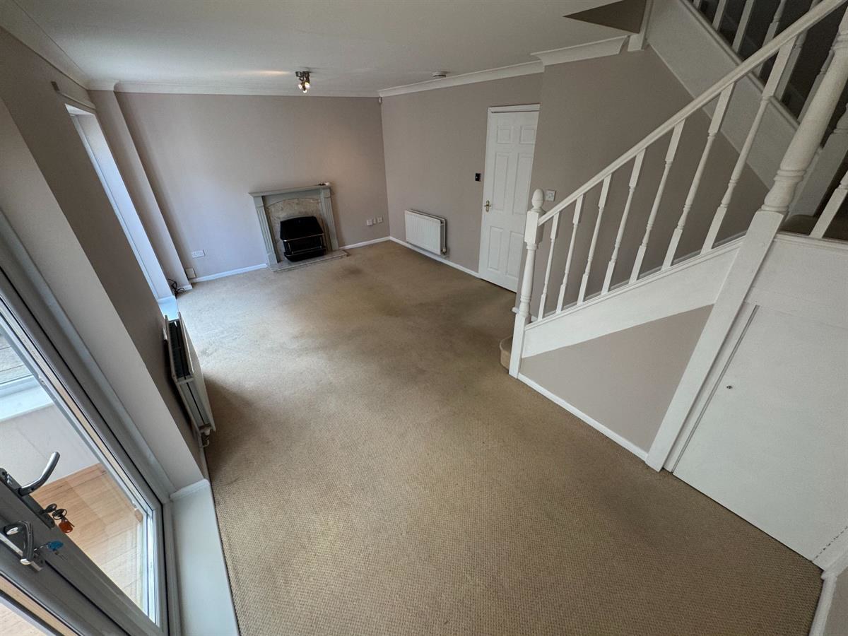 Clowbeck Court, Faverdale, Darlington, photo 3
