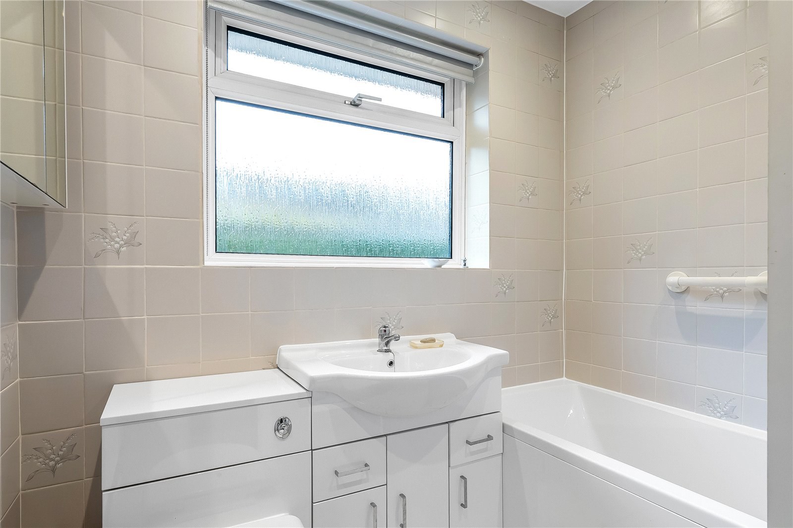 Huntersfield Close, Reigate, Surrey, RH2, photo 10