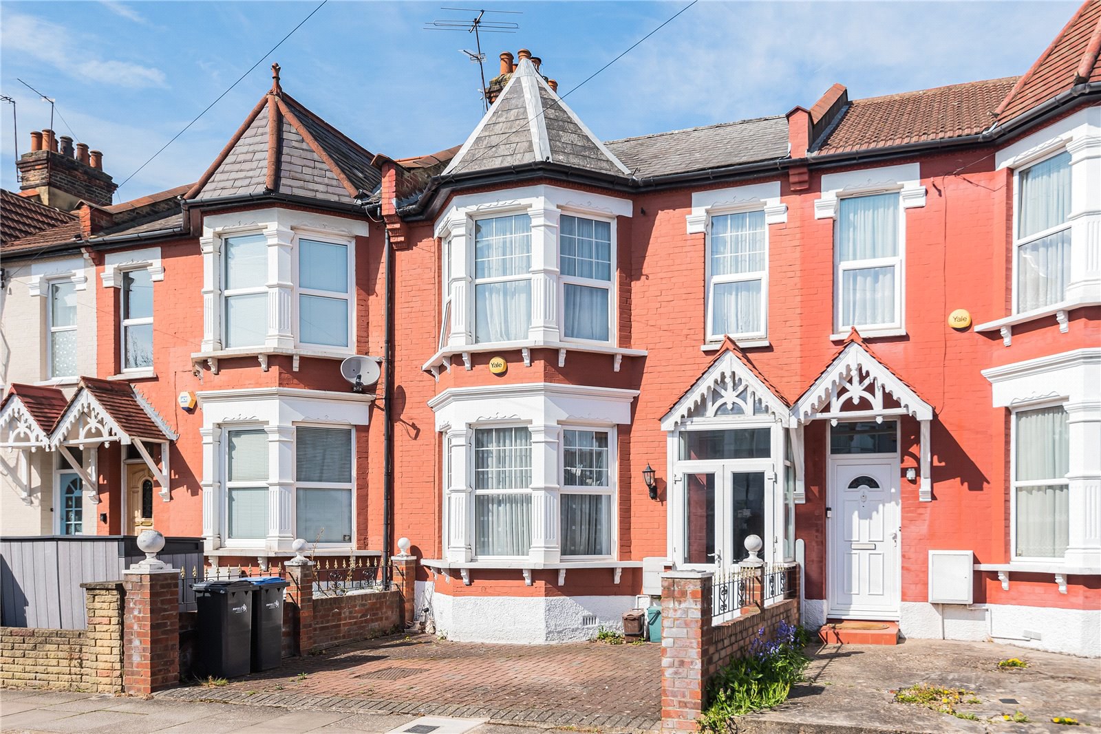 Melbourne Avenue, Palmers Green, London, N13