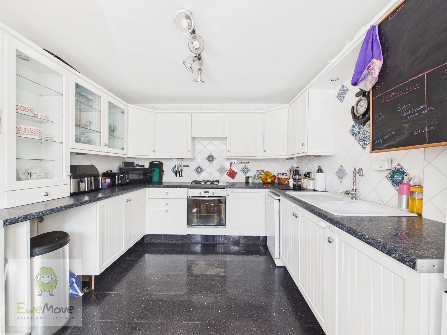 Pine Road, Strood, Rochester, ME2 2HX, photo 5