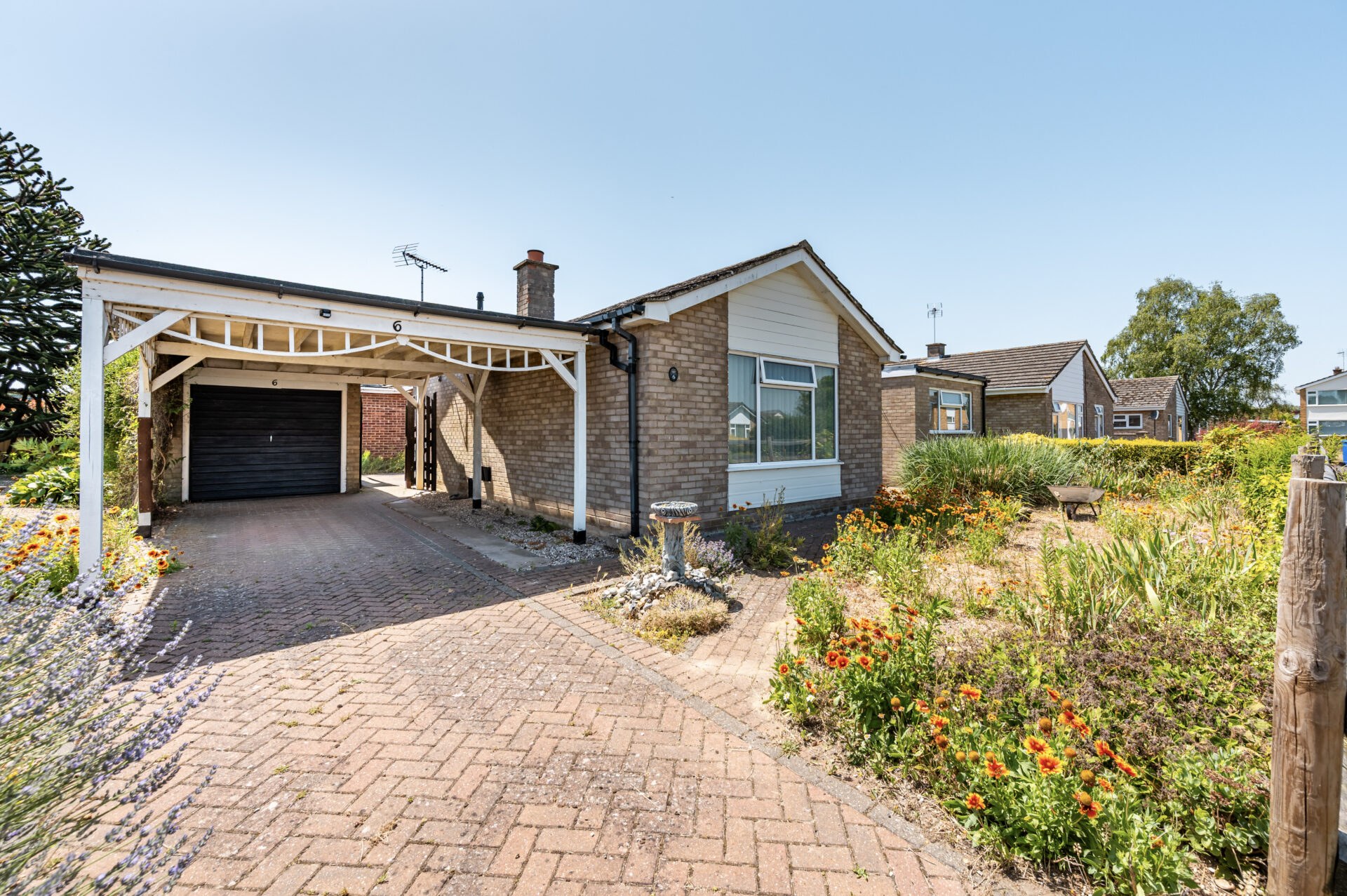 Birkdale Avenue