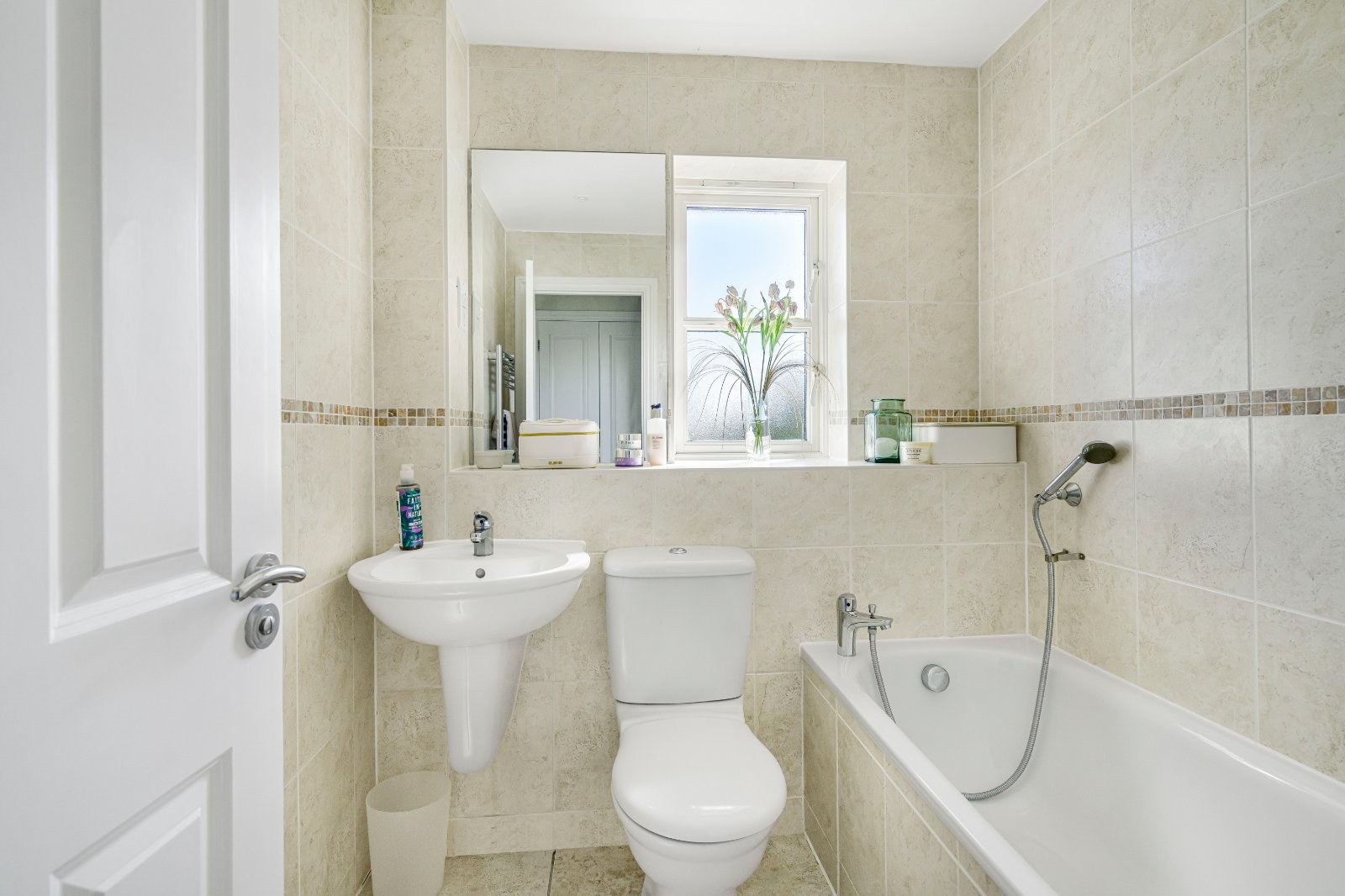 Crendon Road, Shabbington, Aylesbury, Buckinghamshire, HP18, photo 26