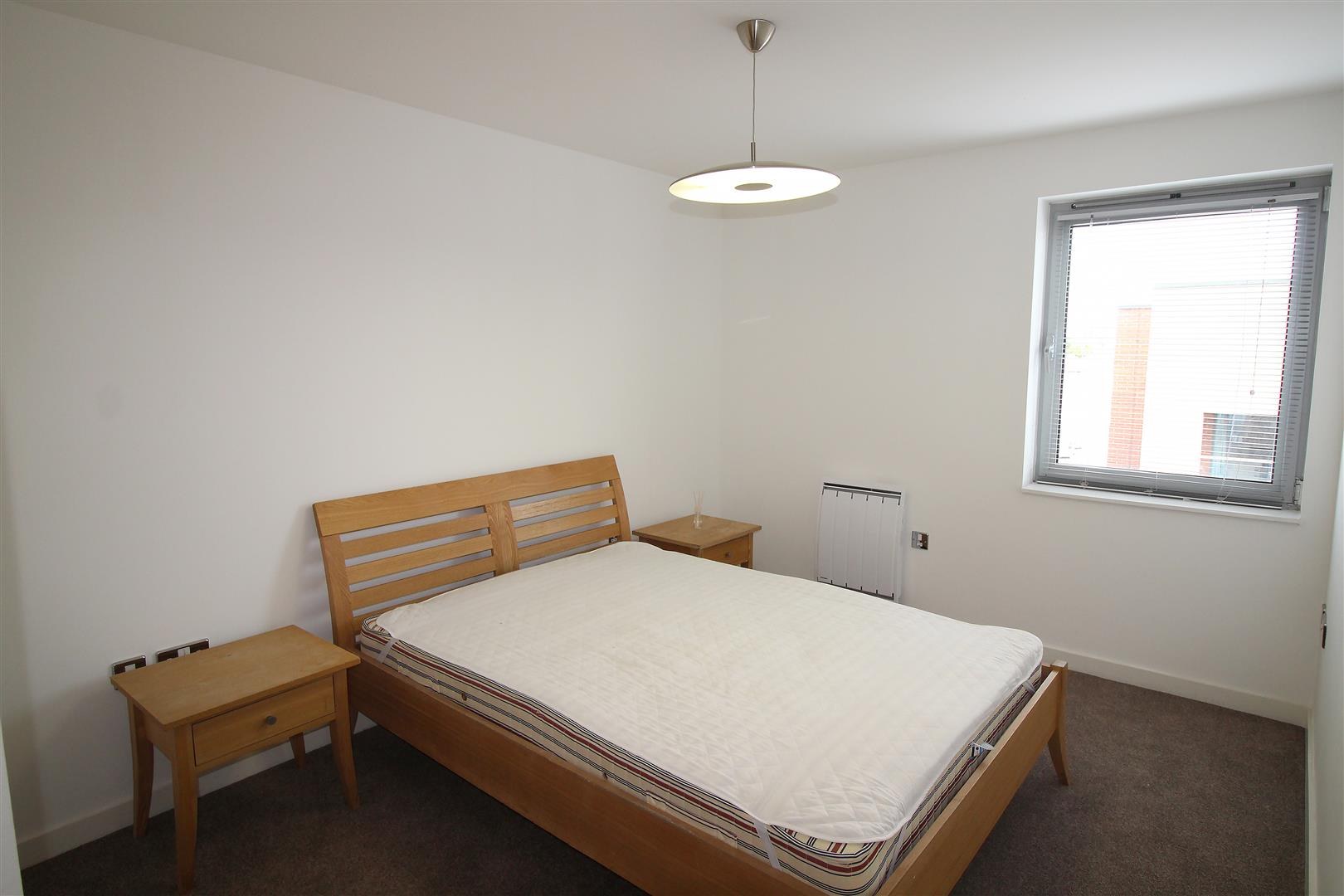 Flat For Rent Cross Street