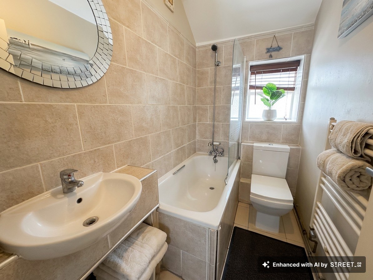 New Road, Porthcawl, CF36, photo 6