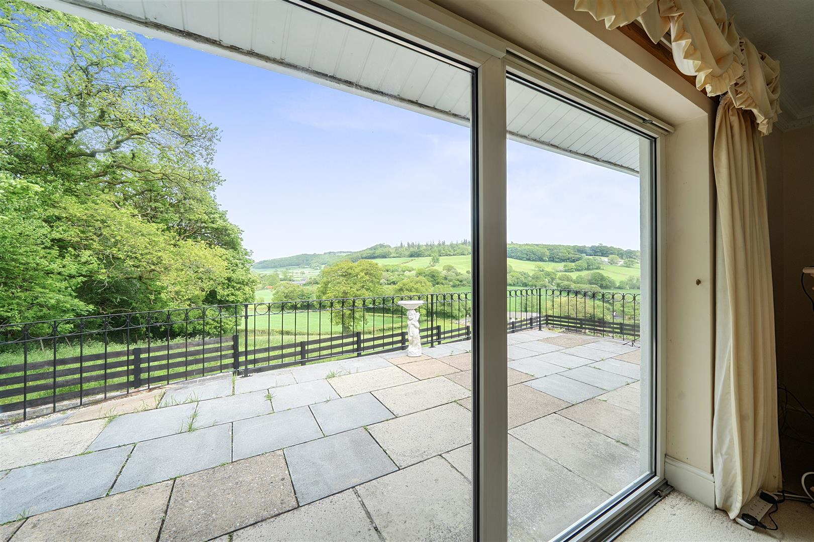 Forest Road, Lampeter, photo 10