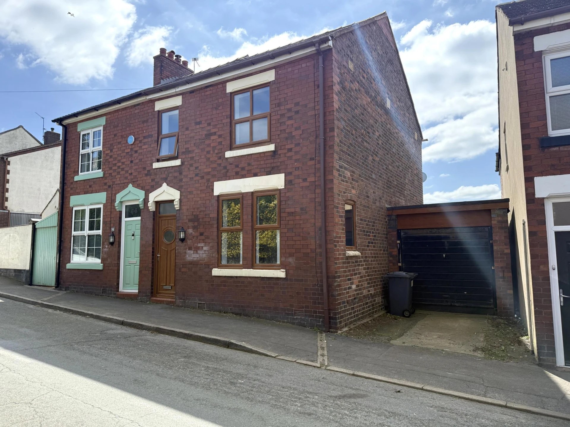 Apedale Road