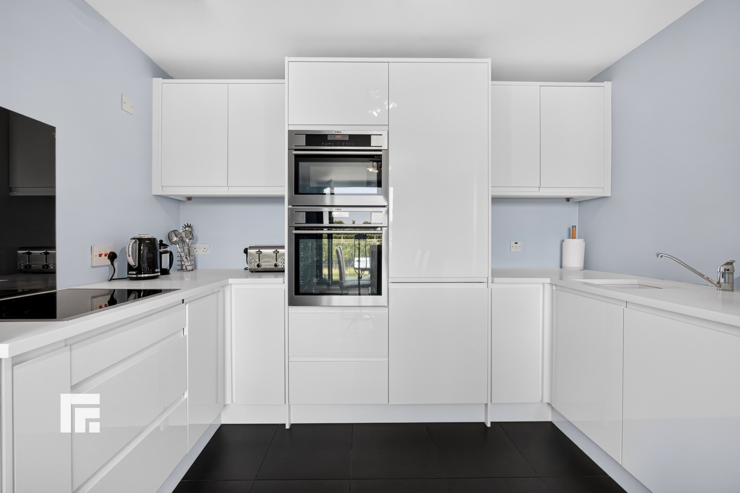 Earl Cunningham Court, Schooner Way, Atlantic Wharf, Cardiff, photo 3