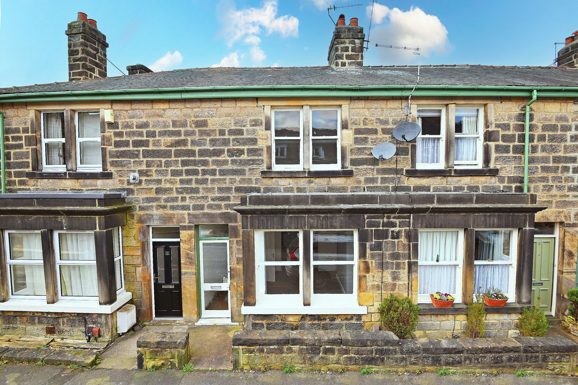 2 bed home for sale in Dixon Terrace, Harrogate