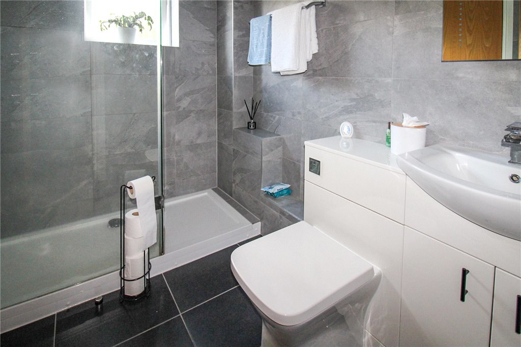 Canal Road, Riddlesden, Keighley, West Yorkshire, BD20, photo 7