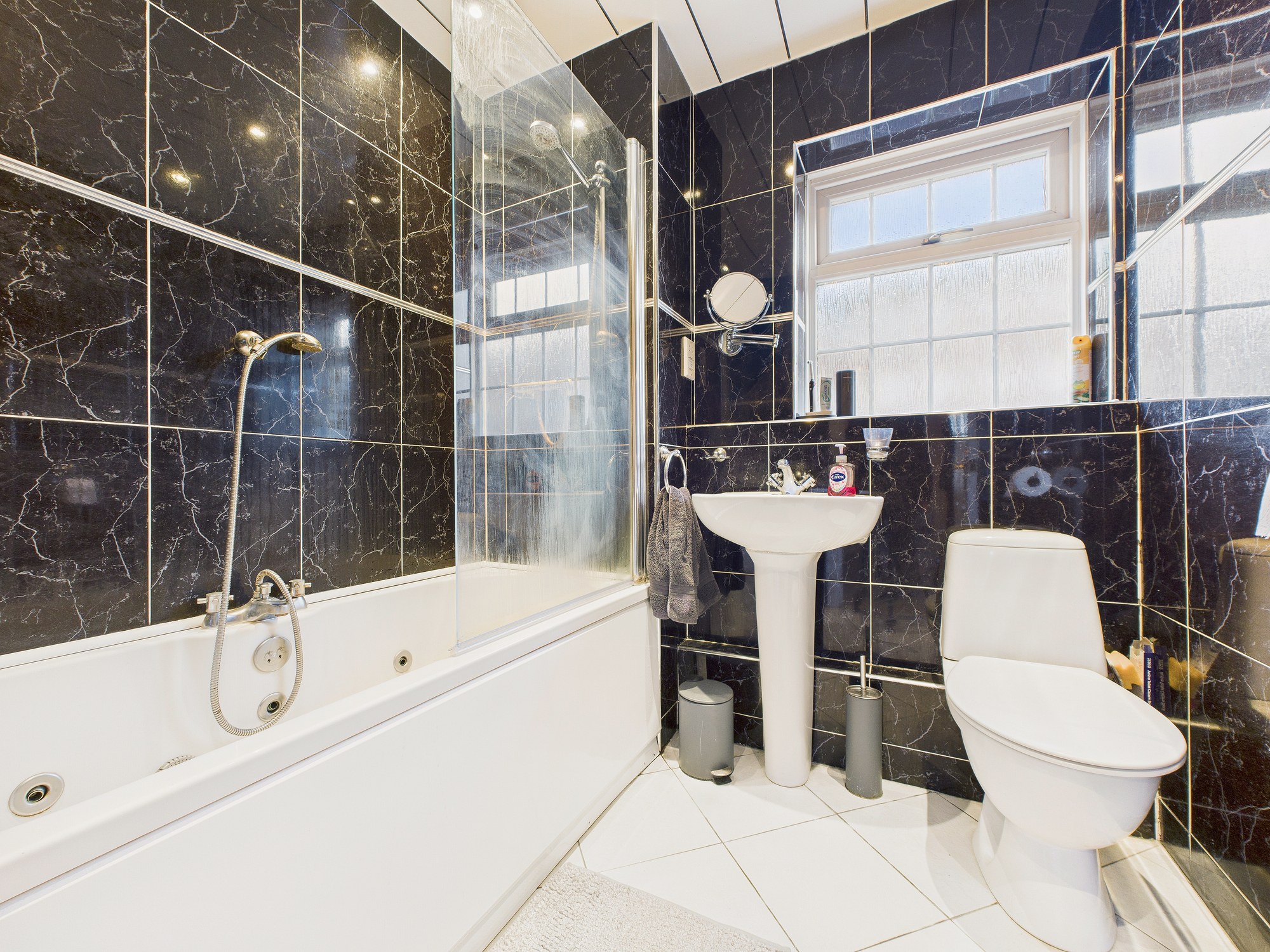 Dobson Crescent, St Peters Basin, Newcastle upon Tyne NE6, photo 11