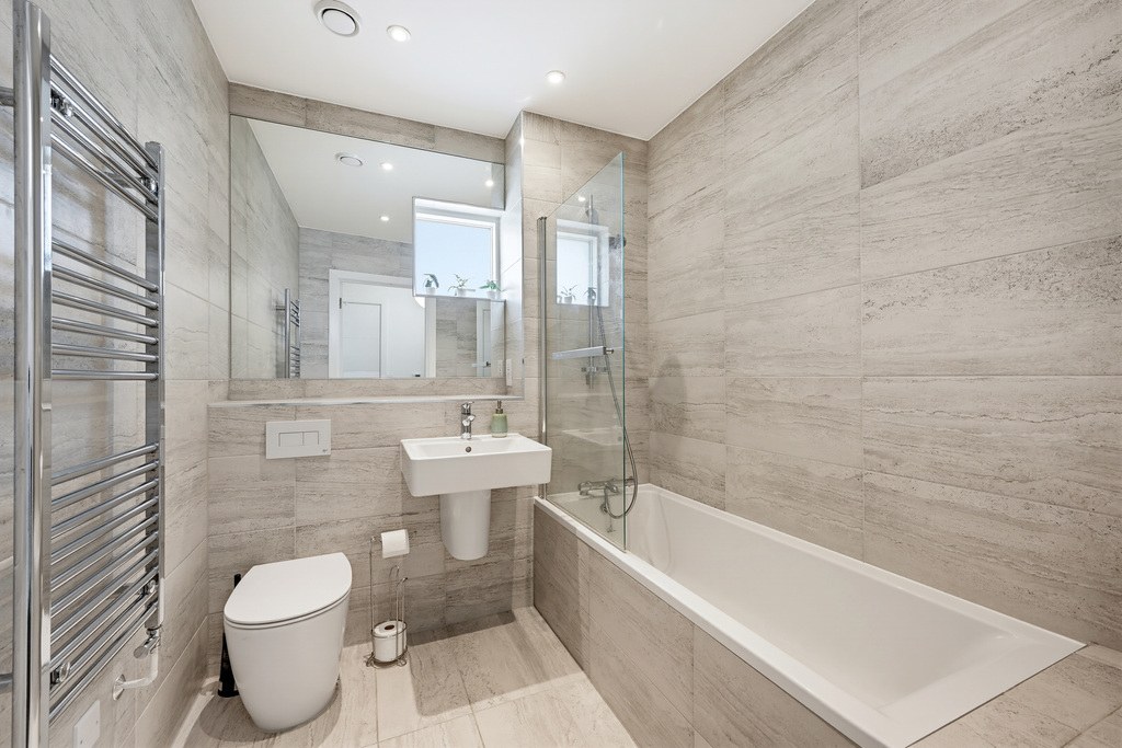 Relph Court, Kenneth Way, Ealing, London, W5, photo 12