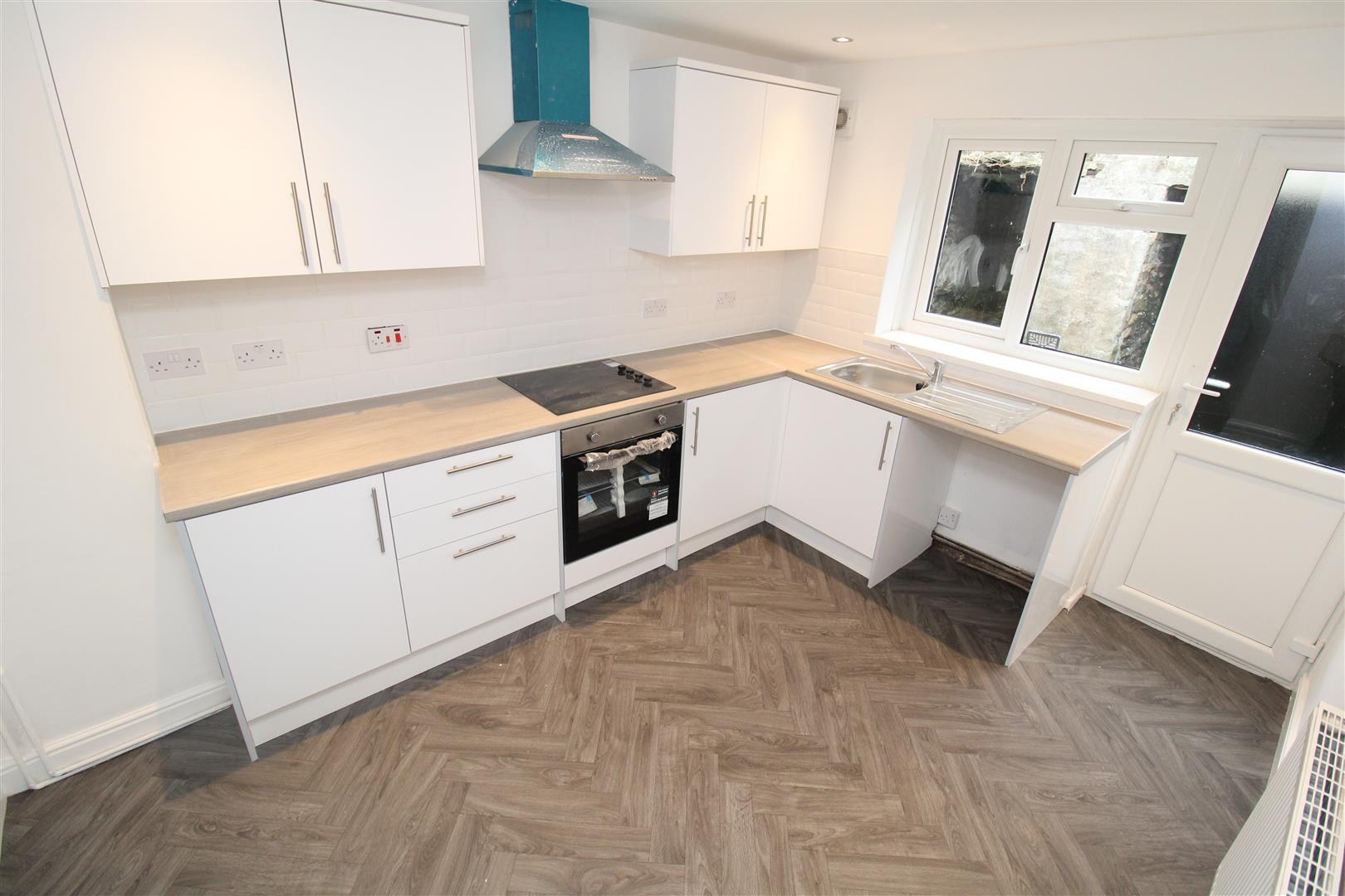 House - End Terrace For Sale Hillside Terrace