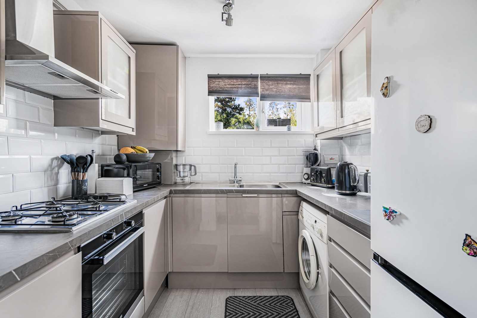 London Road, Guildford, Surrey, GU4, photo 2