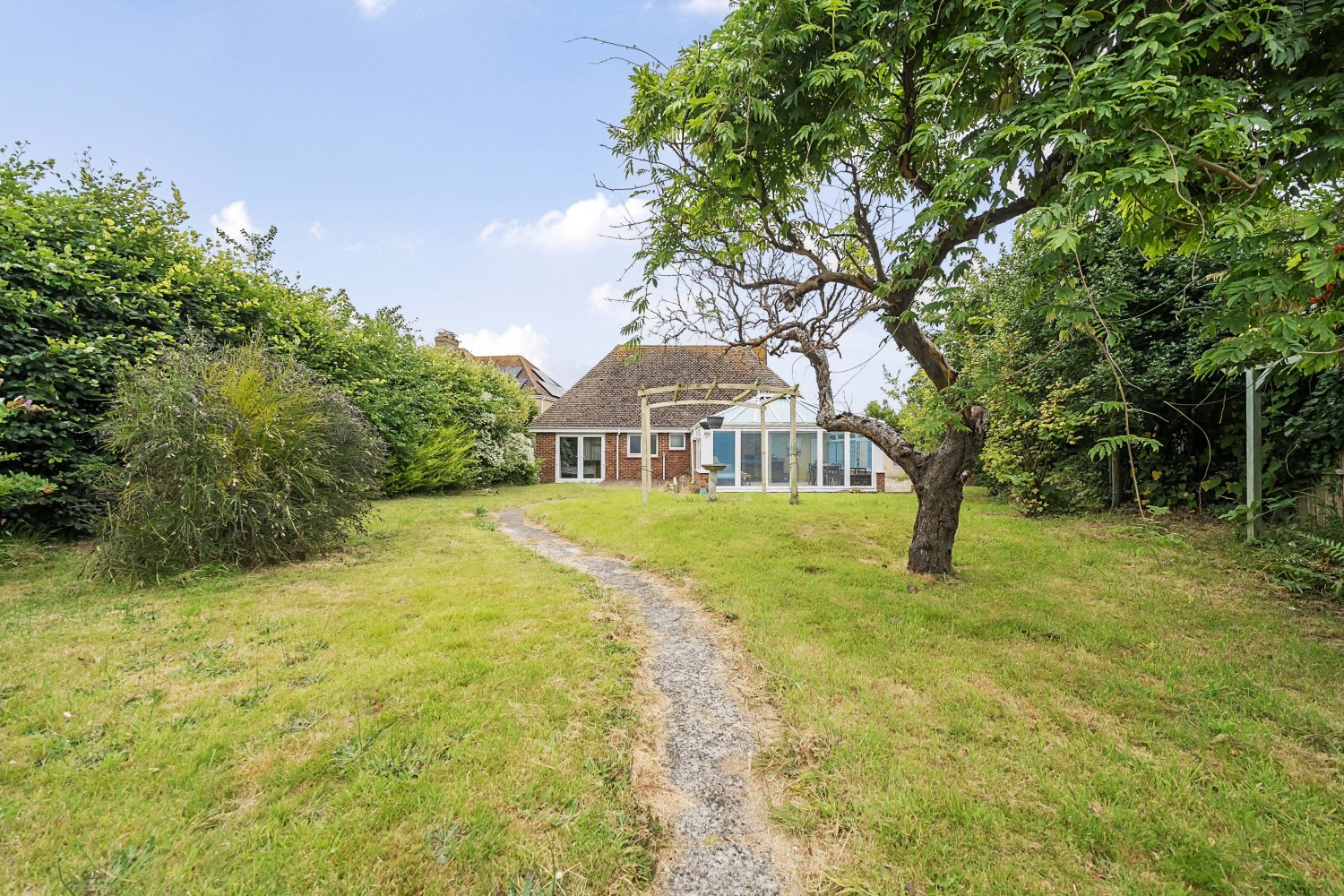 Brabourne Gardens, Folkestone, photo 15