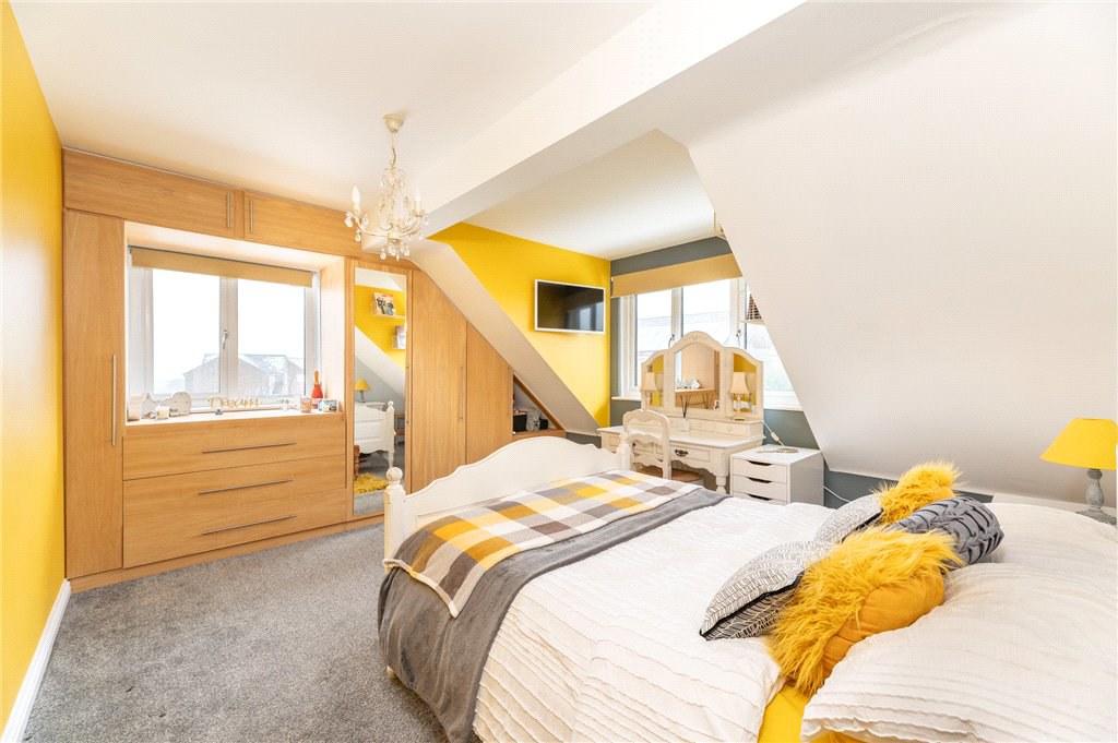 Jonscroft, Queensbury, Bradford, West Yorkshire, BD13, photo 26