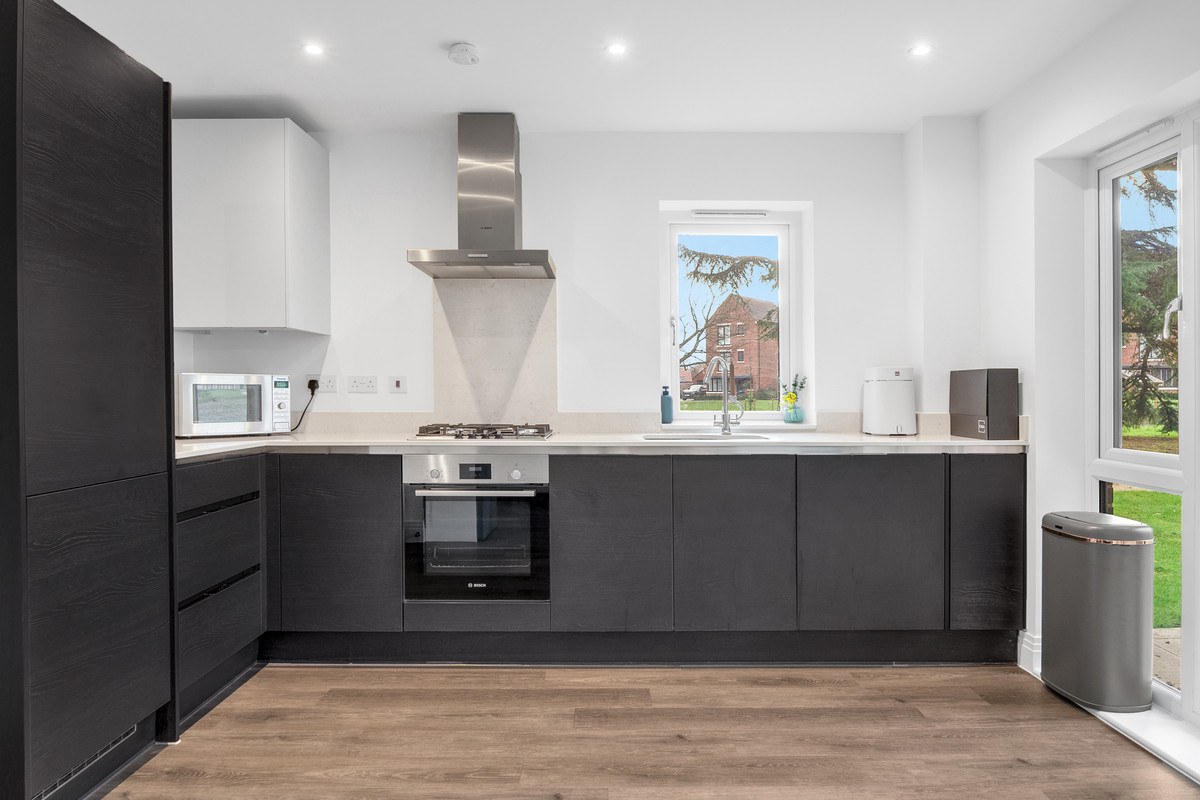 Garrett Crescent, Ottershaw, Chertsey, KT16, photo 4