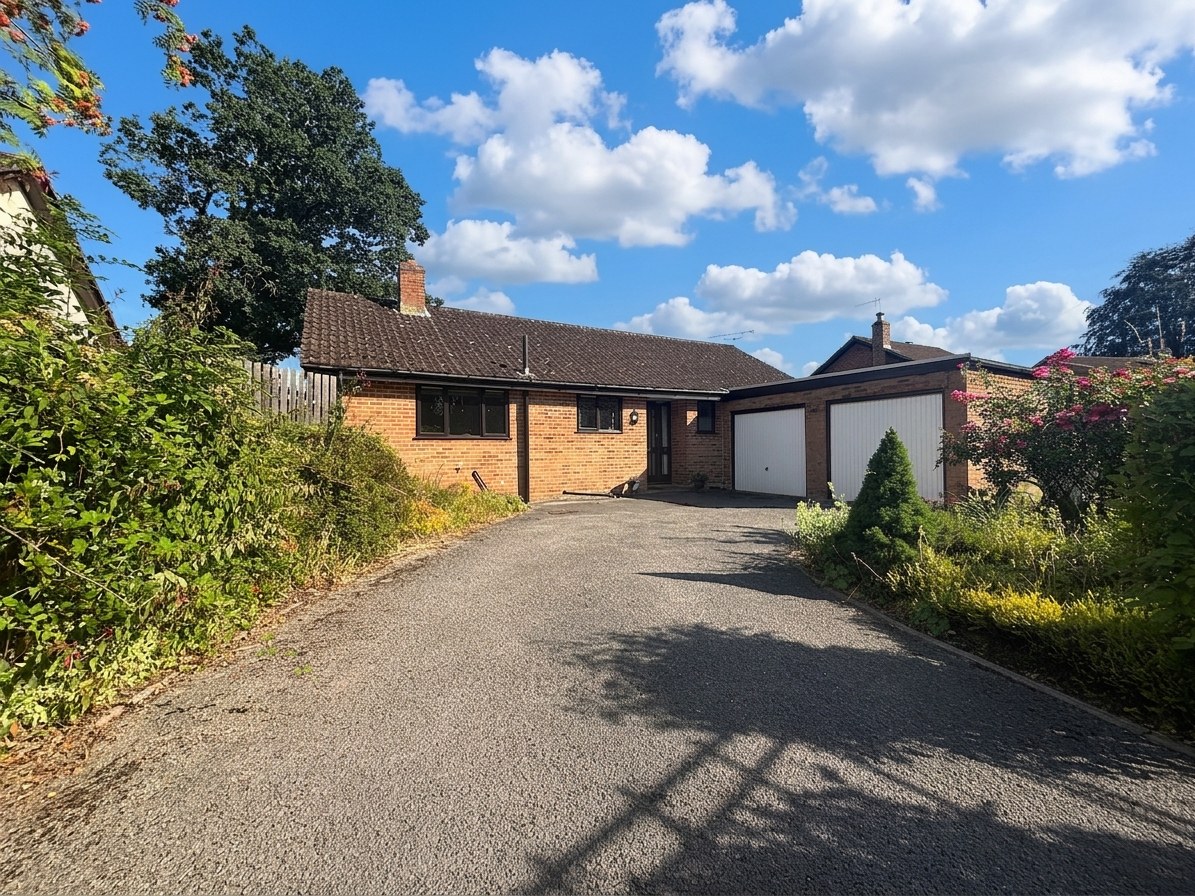 Down Lodge Close