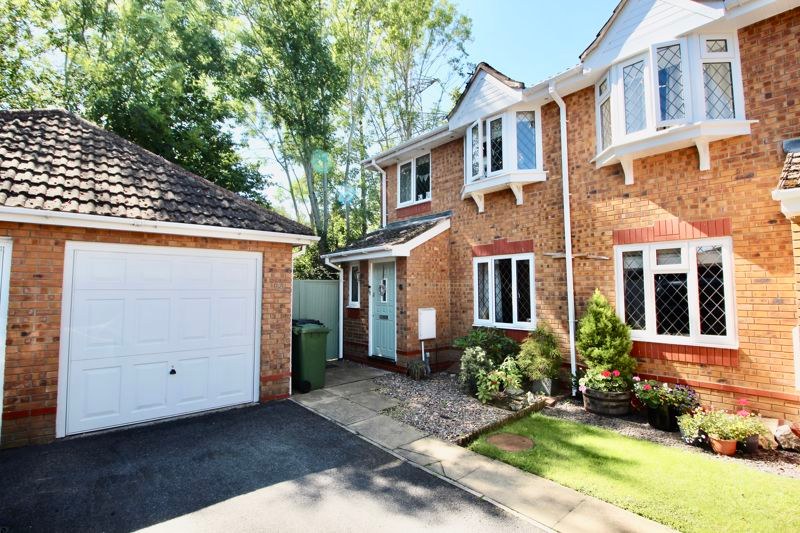 Wainwright Gardens Hedge End